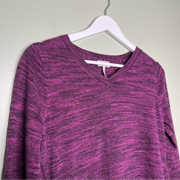 LOGO by Lori Goldstein Cashmere Shark Bite Hem Sweater Purp/Blk XS - Picture 4 of 10